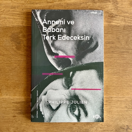 Anneni ve Babani Terk Edeceksin Anneni ve Babani Terk Edeceksin