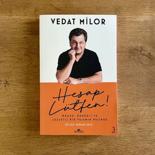 Hesap Lütfen! - Özgün, Dengeli ve Lezzetli Bir Yaşamın Peşinde Hesap Lütfen! - Özgün, Dengeli ve Lezzetli Bir Yaşamın Peşinde