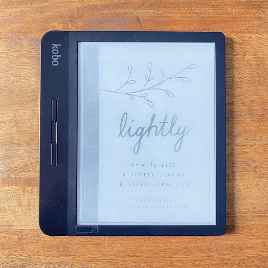 Lightly: How to Live a Simple, Serene, and Stress-free Life Lightly: How to Live a Simple, Serene, and Stress-free Life