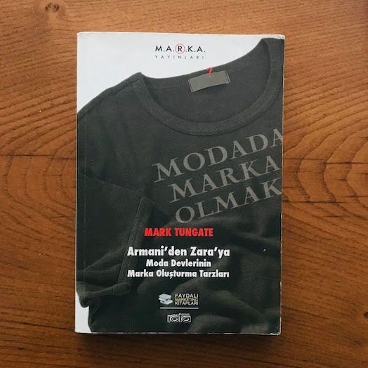 Fashion Brands: Branding Style from Armani to Zara Fashion Brands: Branding Style from Armani to Zara